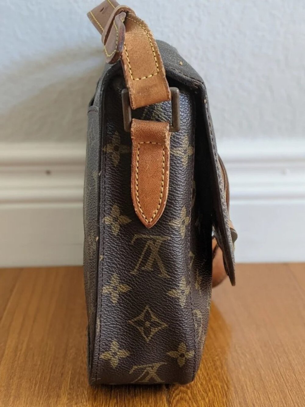 Louis Vuitton Shoulder Bag Saint Cloud - Picture 5 of 16